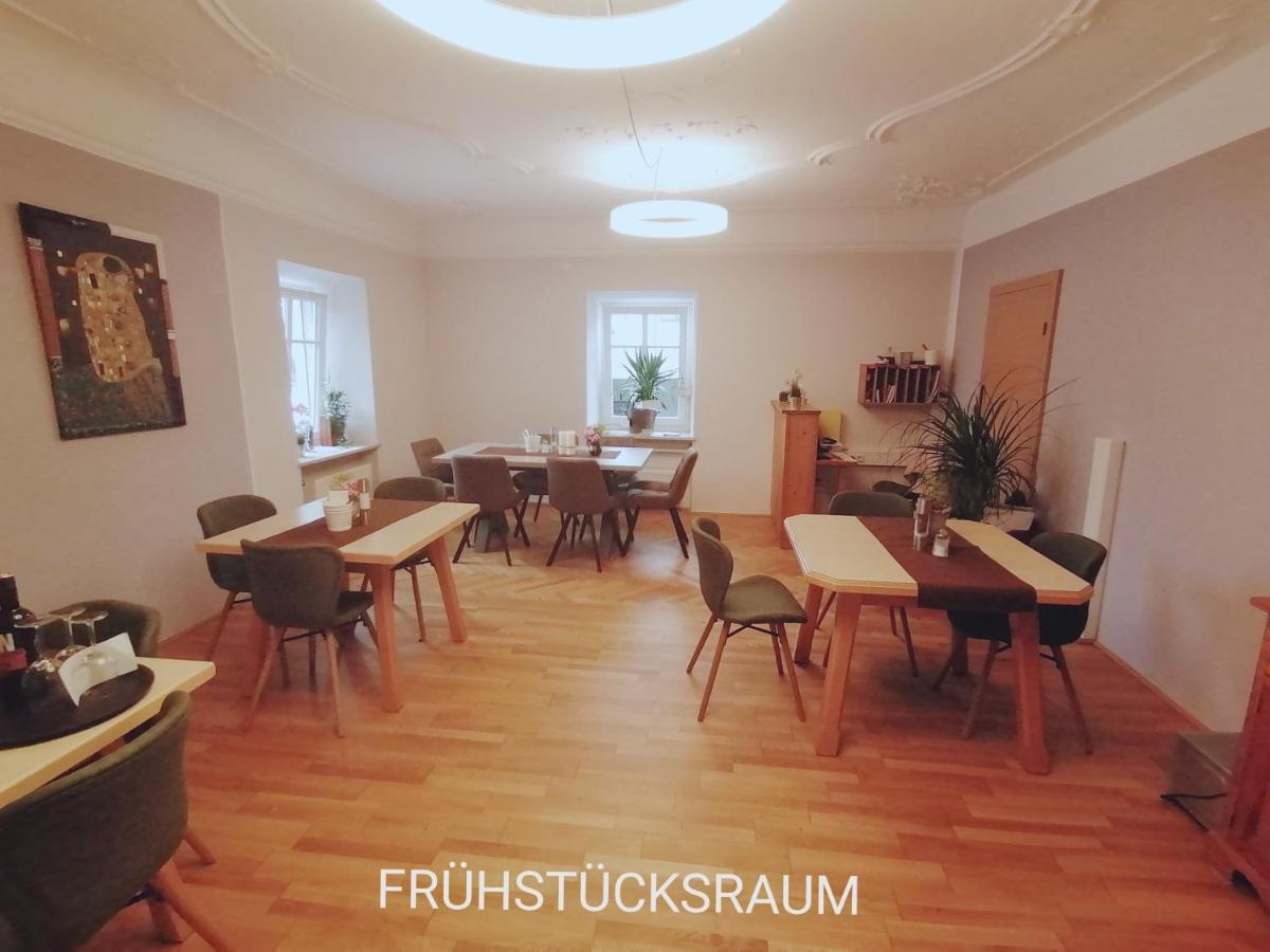 Pension Frauenschuh - Taferne in Köstendorf Neumarkt am Wallersee Exterior foto