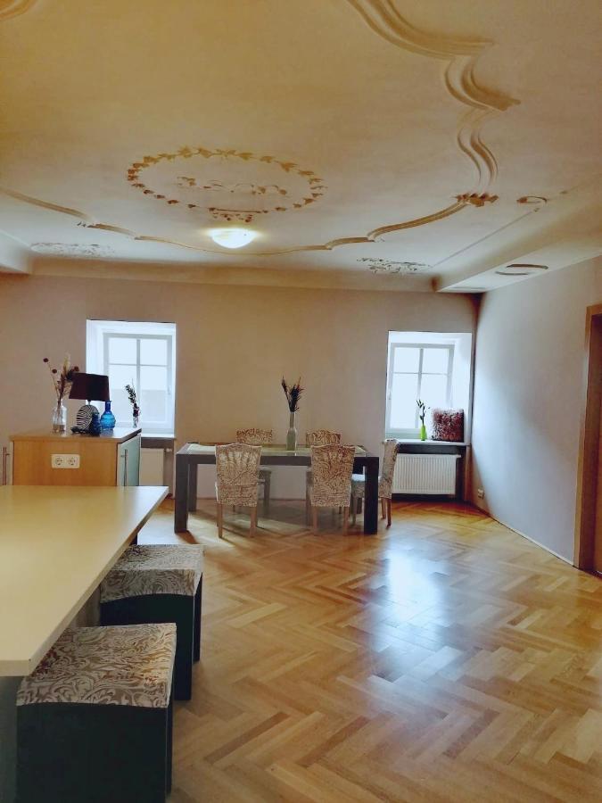 Pension Frauenschuh - Taferne in Köstendorf Neumarkt am Wallersee Exterior foto